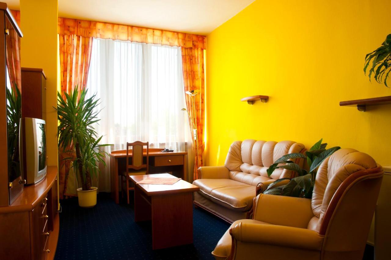 Hotel Slunce Havlickuv Brod Εξωτερικό φωτογραφία